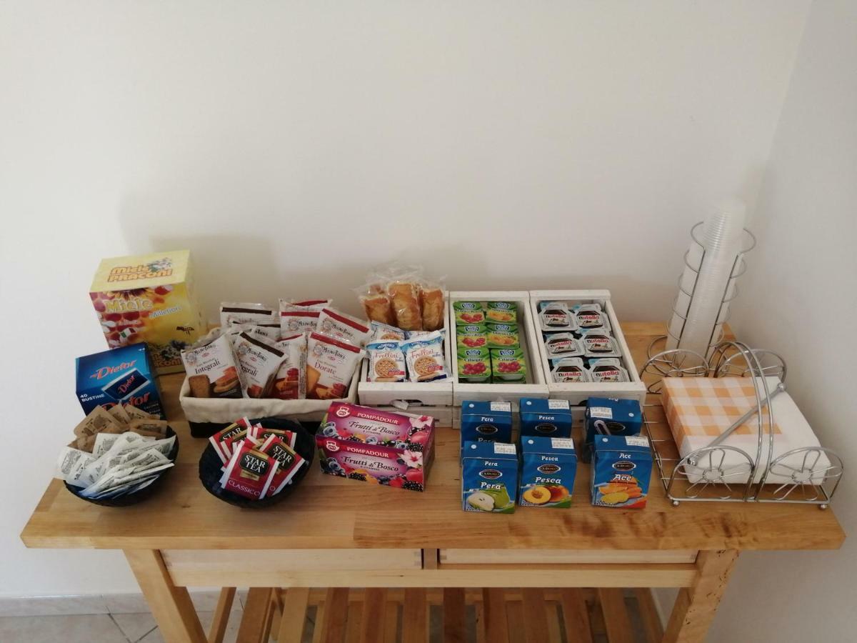 B&B Ginevra Gizzeria Bagian luar foto