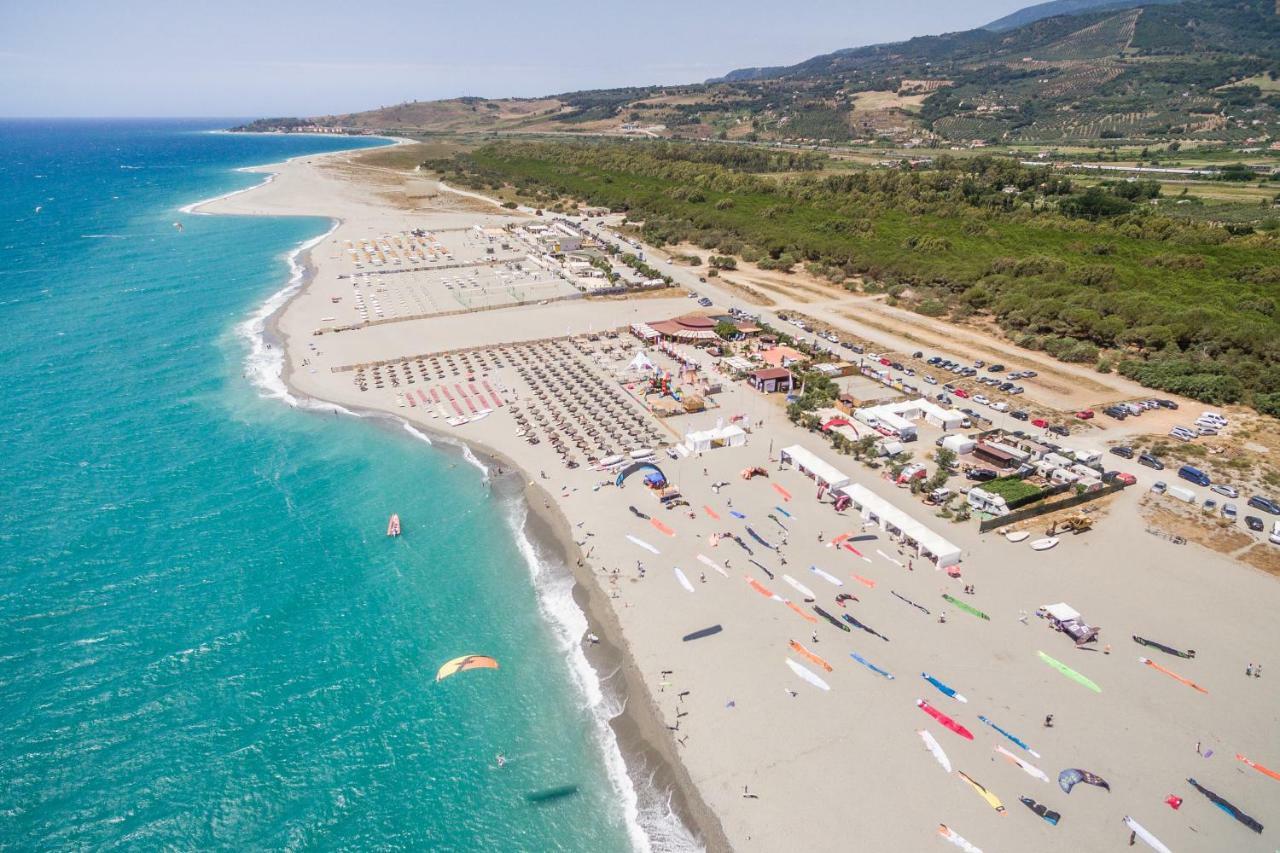 B&B Ginevra Gizzeria Bagian luar foto